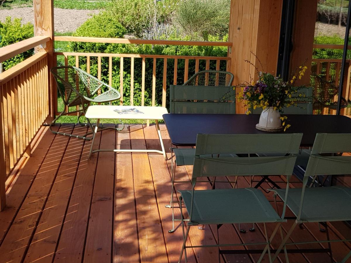 La Cabane Du Jardin Bongheat Buitenkant foto