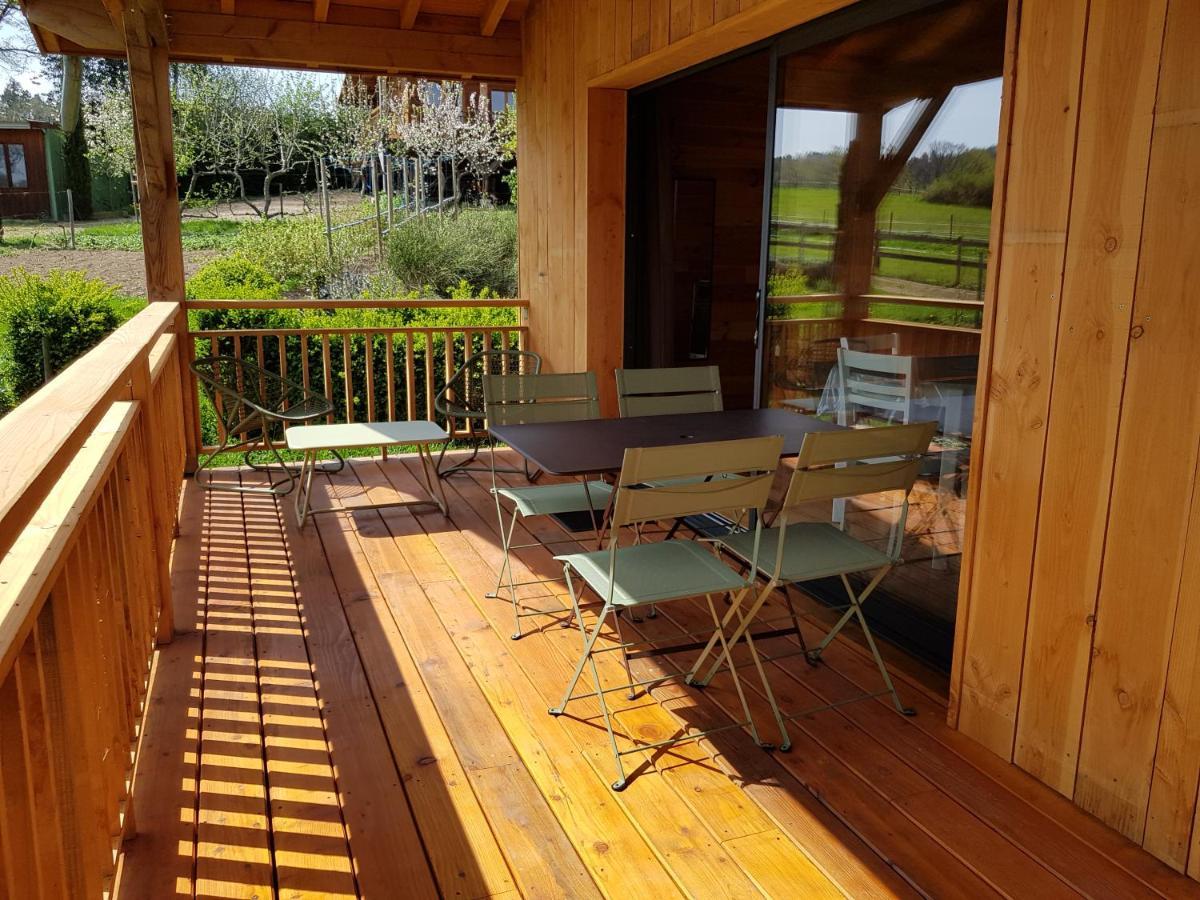 La Cabane Du Jardin Bongheat Buitenkant foto